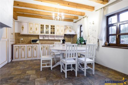 Casa spatioasa cu gradina si garaj, Sanpetru, Brasov - Fotografie 4