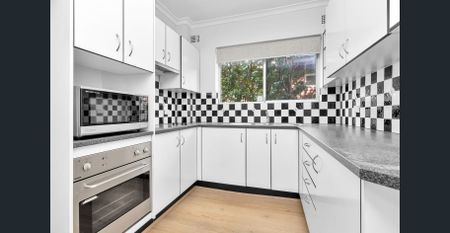 Quiet position at the back of the block, great location! - Photo 2