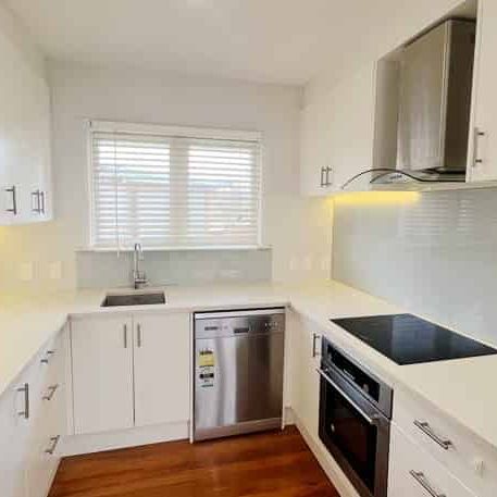 Mount Albert, 3 bedrooms - Photo 1