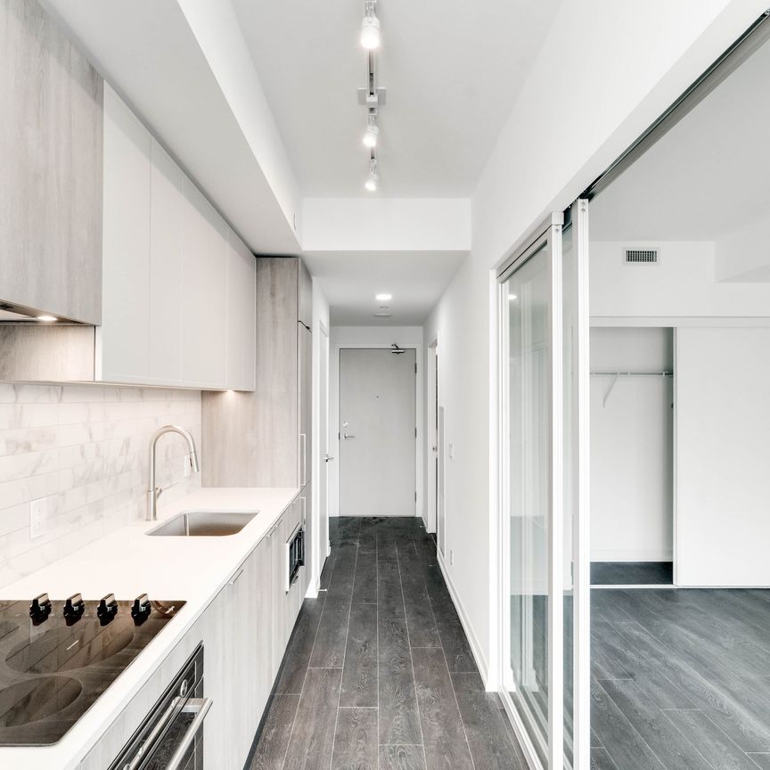 For Lease - 2020 Bathurst Street Unit# 516, Toronto, Ontario - Photo 1