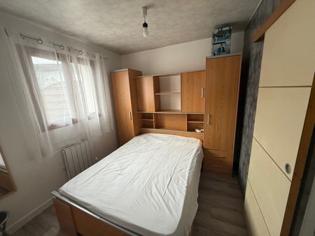 BOURGES petite maison meublée TYPE2 - Photo 3