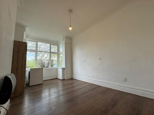 Room in a Shared House, Sheen Lane, SW14 - Photo 1