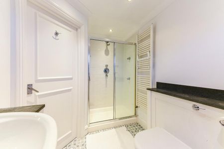 4 bedroom terraced house to rent - Photo 5