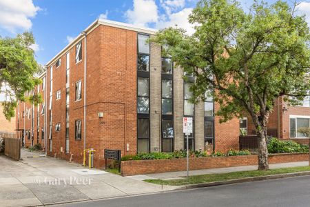 2 / 325 Orrong Rd, St Kilda East - Photo 3