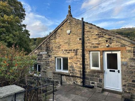 Hawksclough Farm, Mytholmroyd, HX7 - Photo 5