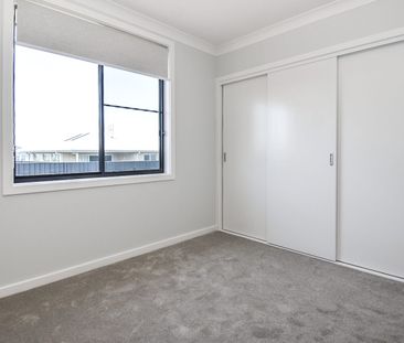 Modern Living with Style and Comfort! - Photo 4