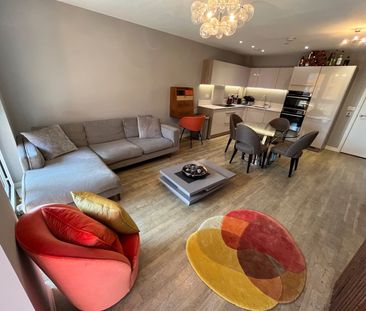 2 Bed Flat, Ossel Court, SE10 - Photo 2