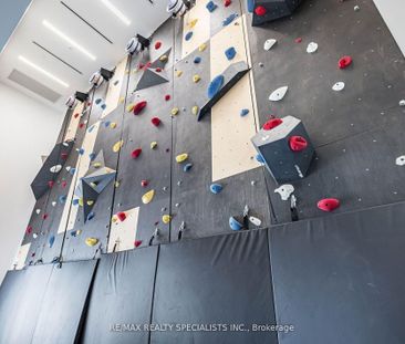 For Lease - 4065 Confederation Parkway Unit# 1511, Mississauga, Ont... - Photo 1