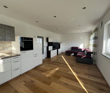 Pronájem bytu 2+1 • 73 m² bez realitky, Bavorsko - Photo 1