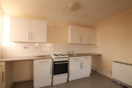 1 bedroom apartment to rent - Photo 2