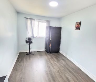 For Lease - 1192 Oxford Street Unit# Main & Upper, Oshawa, Ontario - Photo 4
