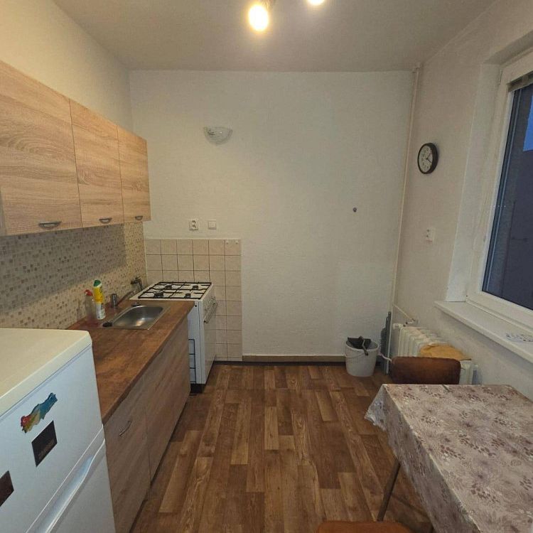 Pronájem bytu 1+1 28 m² - Photo 1