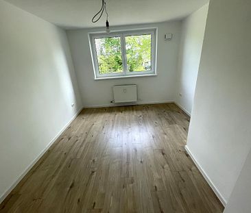 Frisch gestrichene 2,5 -Zimmer-Wohnung mit großem Balkon in Wolfsburg Vorsfelde - Foto 4