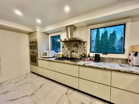 For Lease - 271 Lawson Street, Oakville, Ontario - Photo 5