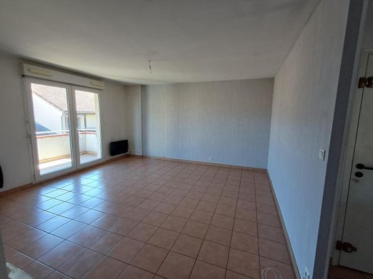 Location Appartement 3 pièces 64m² MILLAU 12100 - Photo 1