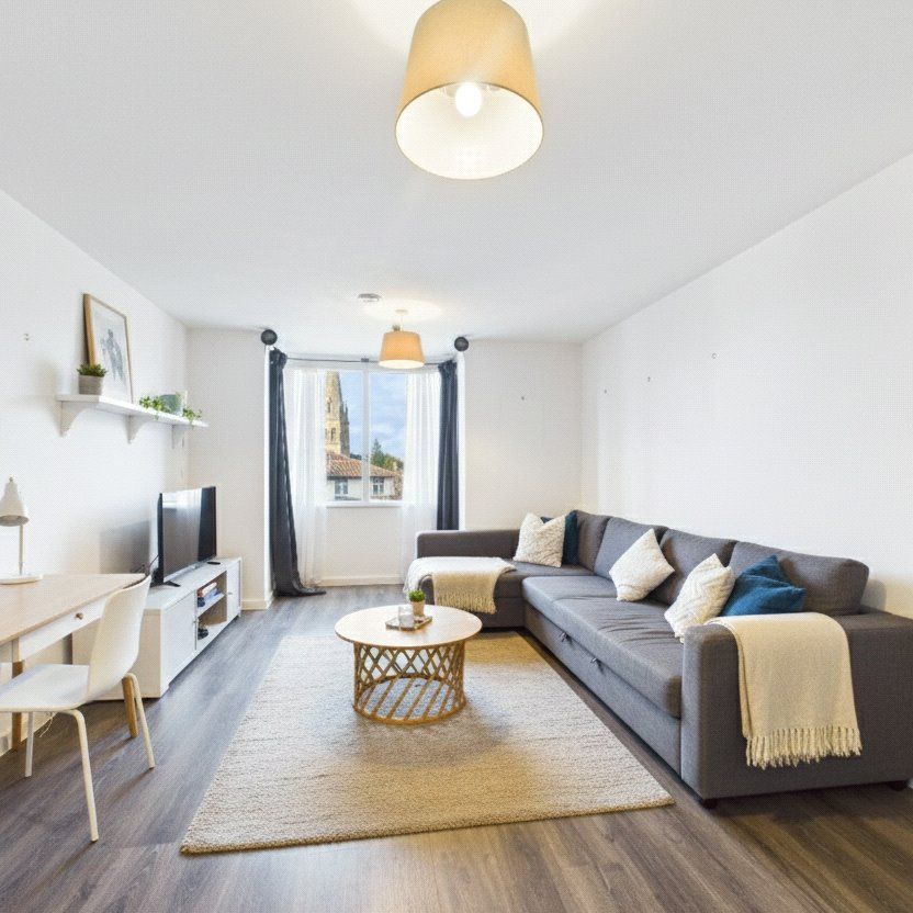 Medway House, Maidenhead Medway House, Maidenhead - Photo 1