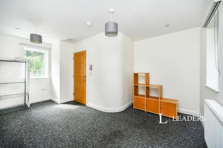 3 bedroom terraced house to rent - Photo 2