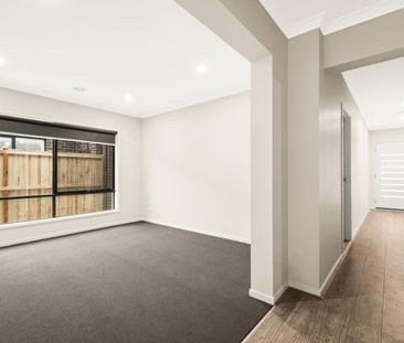 20 Gaston Loop, Officer VIC 3809 - House For Rent | Domain - Photo 1