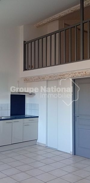 BEAUCAIRE CENTRE - Appartement T2 en mezzanine de 44m², - Photo 1