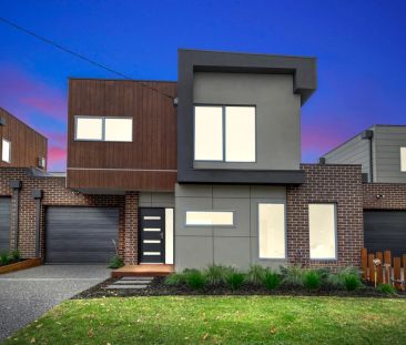 2A Phillip Street, Rosebud. - Photo 1