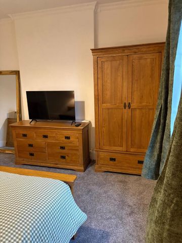 2 bedroom semi-detached house to rent - Photo 3