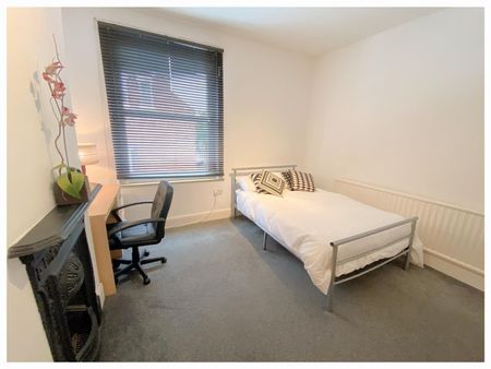 3 bedroom house share to rent - Photo 4