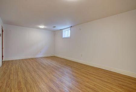 For Lease - 23 Falmouth Avenue Unit# Lower, Toronto, Ontario - Photo 4