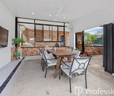 UNIQUE PARTIALLY FURNISHED GRANNY FLAT - Photo 5