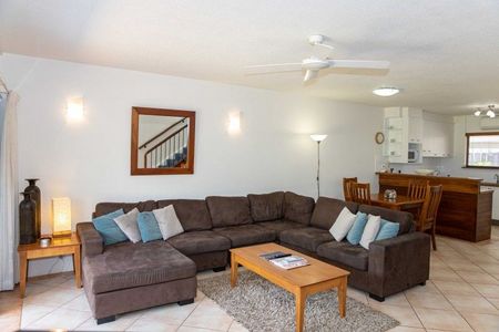 Fully Furnished 2-Bedroom Townhouse at Glen Eden Beach Resort - Photo 4