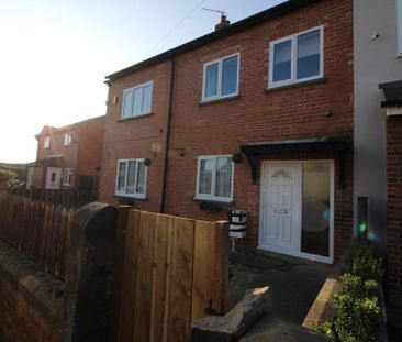 3 bedroom semi-detached house to rent - Photo 4