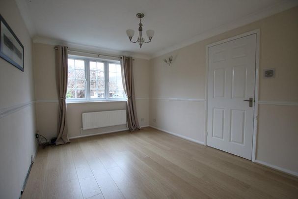 4 bedroom detached house to rent - Photo 1