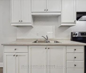 362 Elgin Court #2 - Photo 5