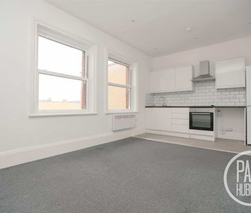 London Road North, Lowestoft, NR32 - Photo 5