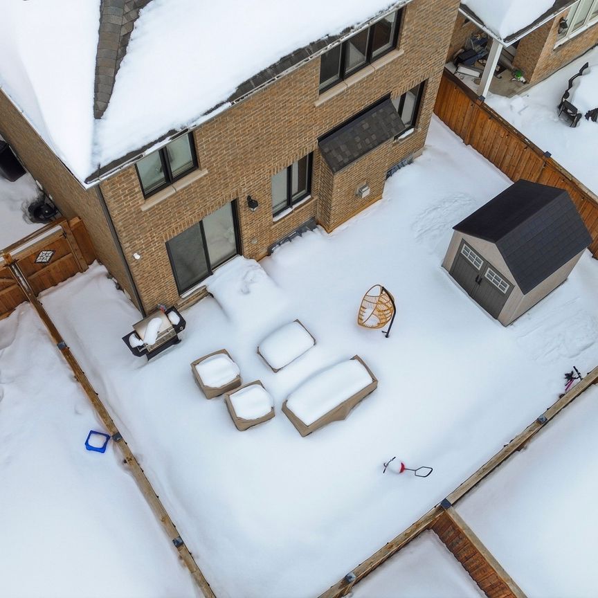 For Lease - 275 Ironside Drive Unit# Upper, Oakville, Ontario - Photo 1