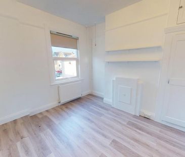 3 bedroom maisonette to rent - Photo 5