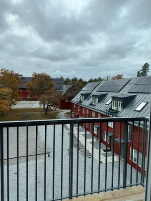Steninge slottsväg, Sigtuna - Photo 1