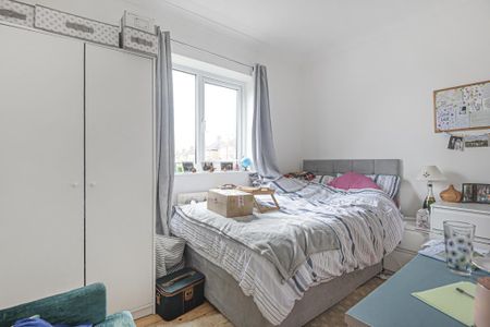 5 bedroom detached house to rent - Photo 2