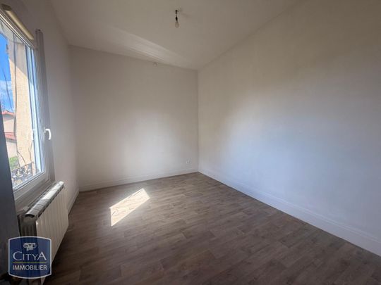 Location Appartement 3 pièces 47m² NEUVILLE SUR SAONE 69250 - Photo 1