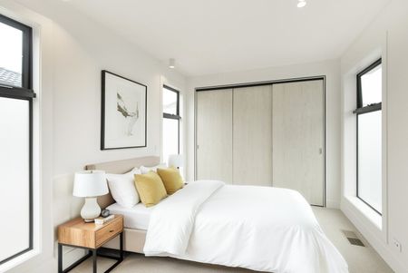 BRAND NEW LUXURY LIVING - Photo 3