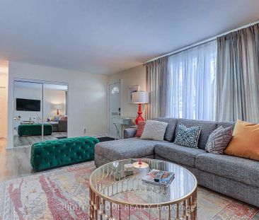 For Lease - 5 Bellefontaine Street, Toronto, Ontario - Photo 1