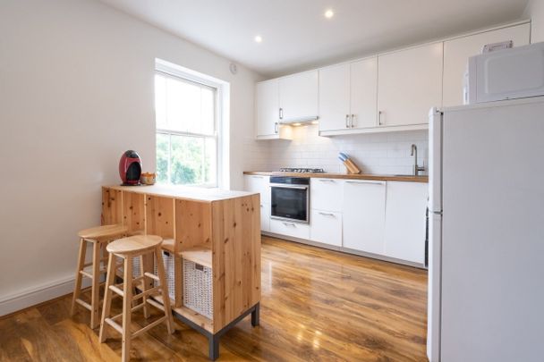 1 Bed Flat, Luxor Street, SE5 - Photo 1