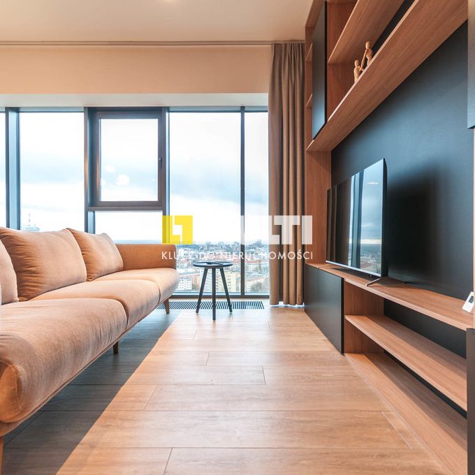 Piękny apartament w Hanza Tower na 18 piętrze - Фото 1