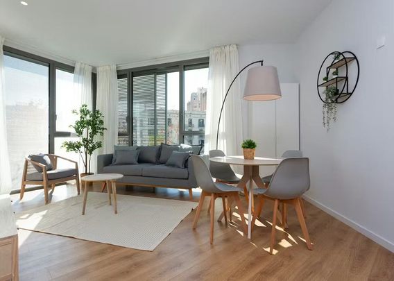 Carrer de Provença, Barcelona, Catalonia 08037 - Photo 1