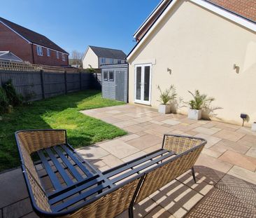3 bed detached house to rent in Mills Drive, Wellington - Photo 2
