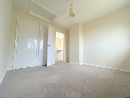 3 bedroom detached house to rent - Photo 3