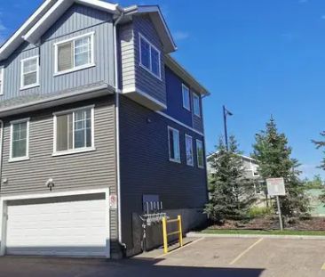 Modern 3 bedroom townhouse close many amenities | 7385 Edgemont Way... - Photo 1