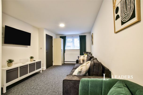 3 bedroom house to rent Victory Street, Manchester, Greater Manchester, M14 - Photo 1