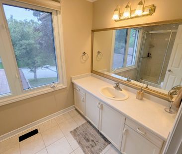 For Lease - 3669 Baird Court Unit# UPPER, Mississauga, Ontario - Photo 4