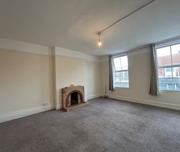 3 bedroom end of terrace to rent West Street, Fareham - Photo 4