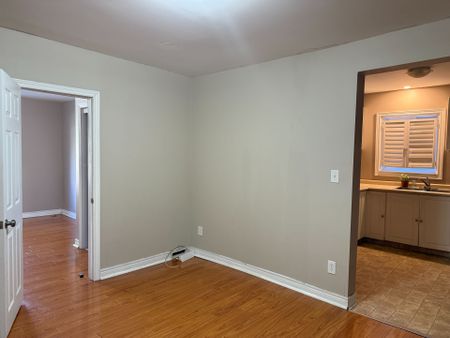 For Lease - 5006 Willmott Street Unit# Main Floor, Niagara Falls, Ontario - Photo 3